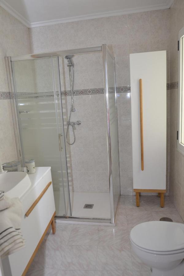 Savala House Leon Villa Bagian luar foto
